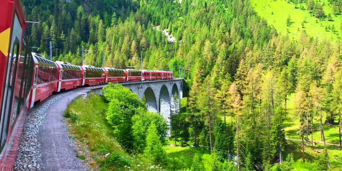 Lake Como and Bernina Train Tour