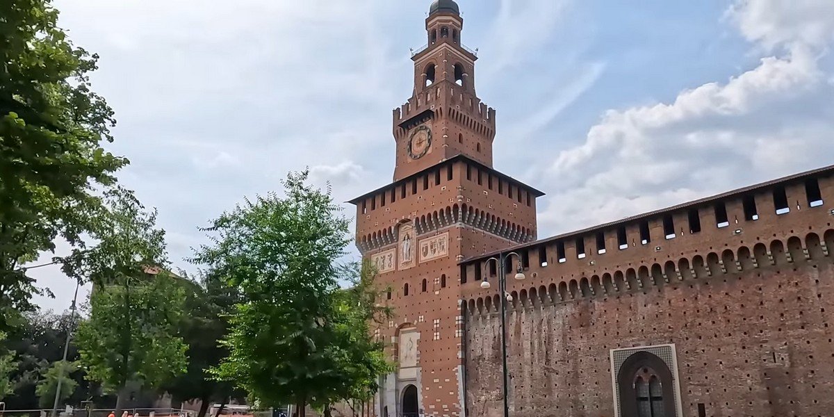 Sforza Castle Guided Tour and Michelangelo's Pietà Rondanini Sculpture