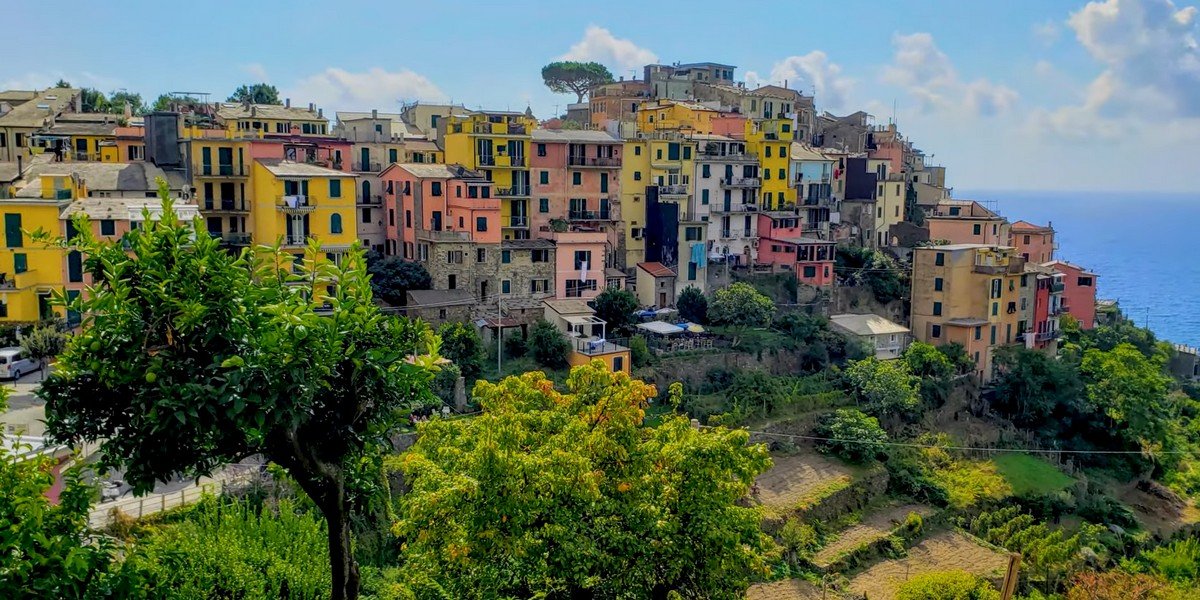 Cinque Terre Full-Day Guided Tour