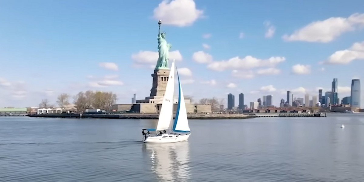 New York: Sightseeing Sailing Tour