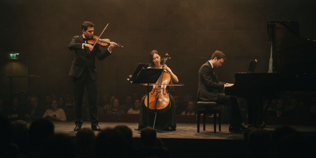Music for the Moment, photo 1