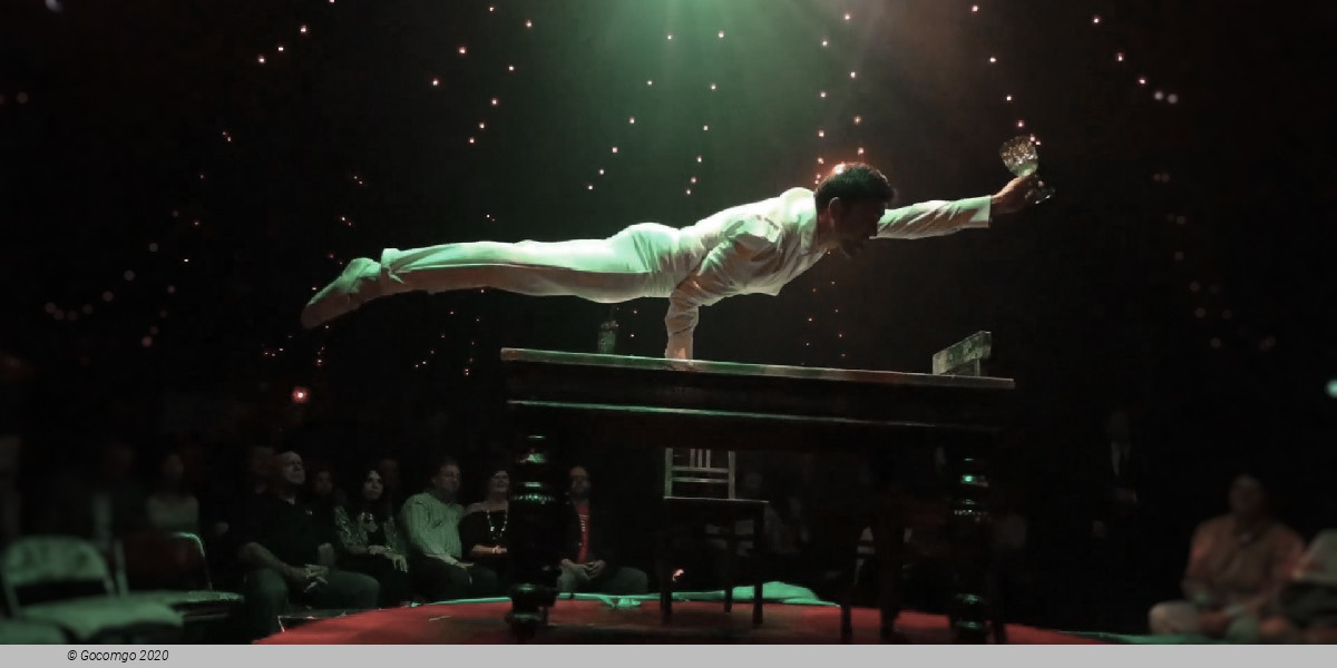Scene 1 from the show "Absinthe"